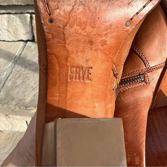 FRYE western style zip up ankle bootie Sz 9M - Picture 4 of 12